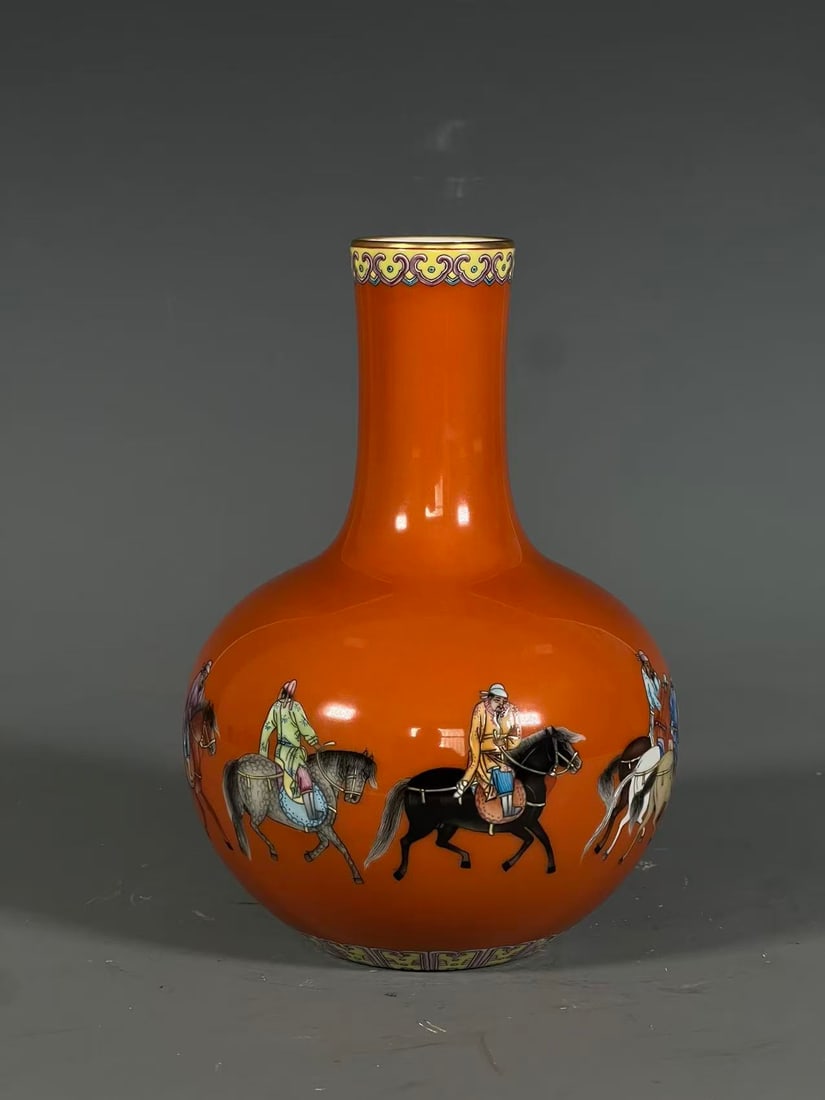 A Exquisite Underglaze-Red Figures Pattern Vase - 2