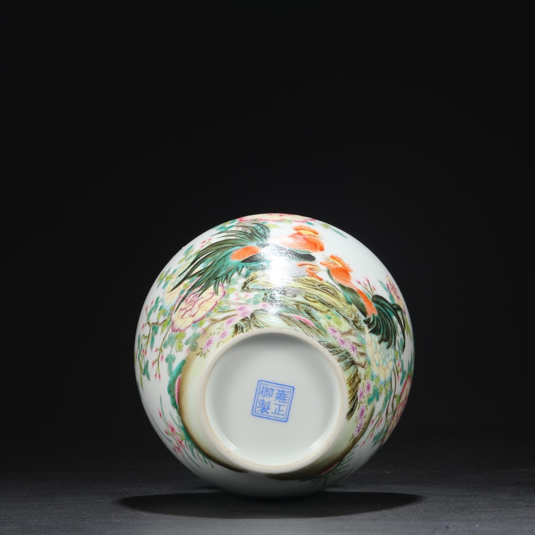 A Exquisite Enamel Flower and Bird Pattern Vase - 8