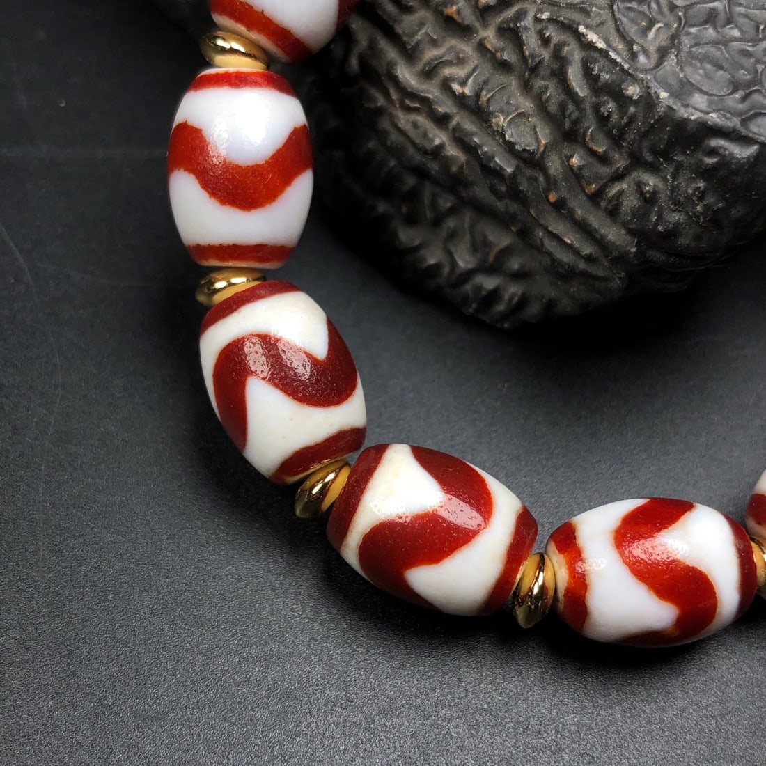 A Exquisite Tiger Tooth Dzi bead Bracelets - 2