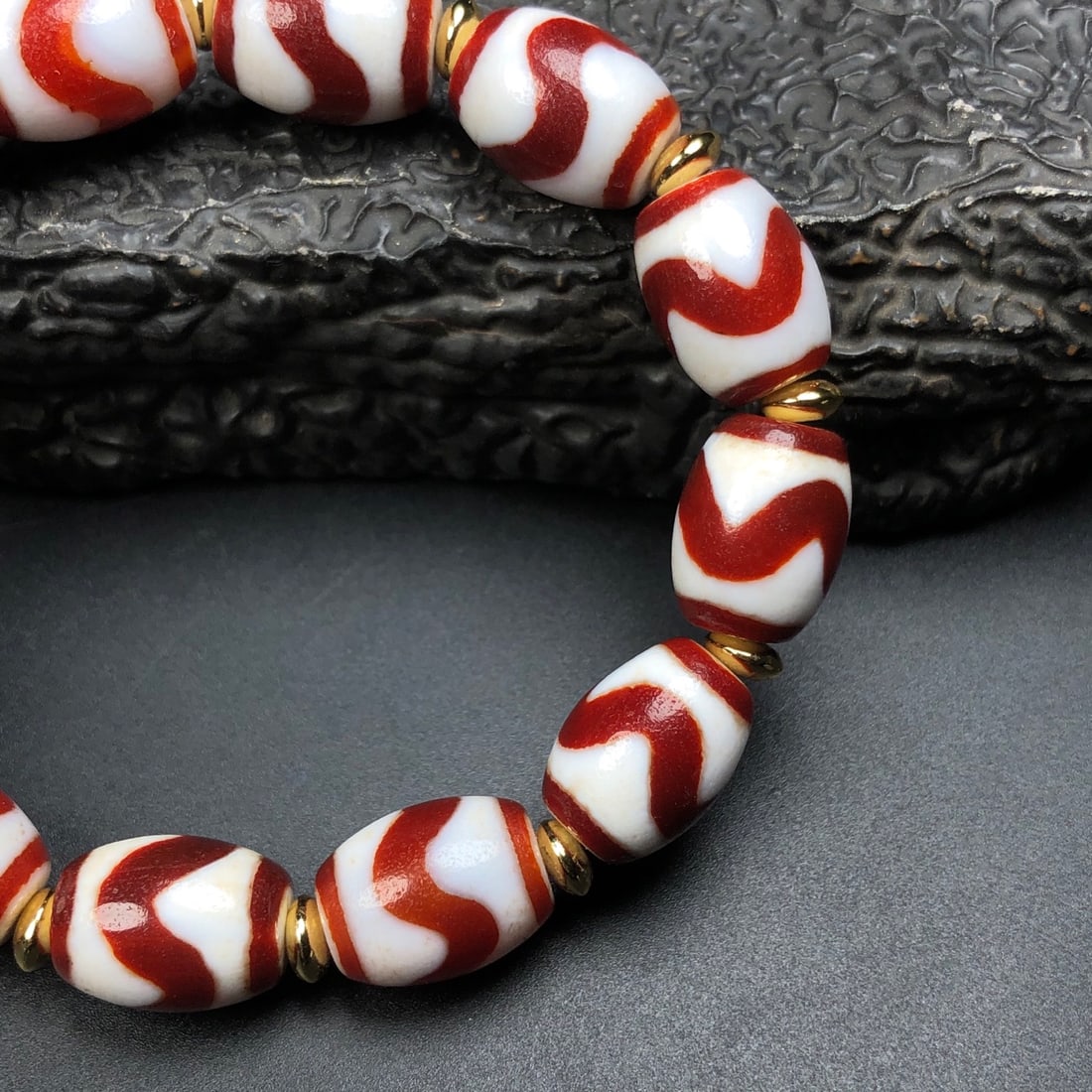 A Exquisite Tiger Tooth Dzi bead Bracelets - 8
