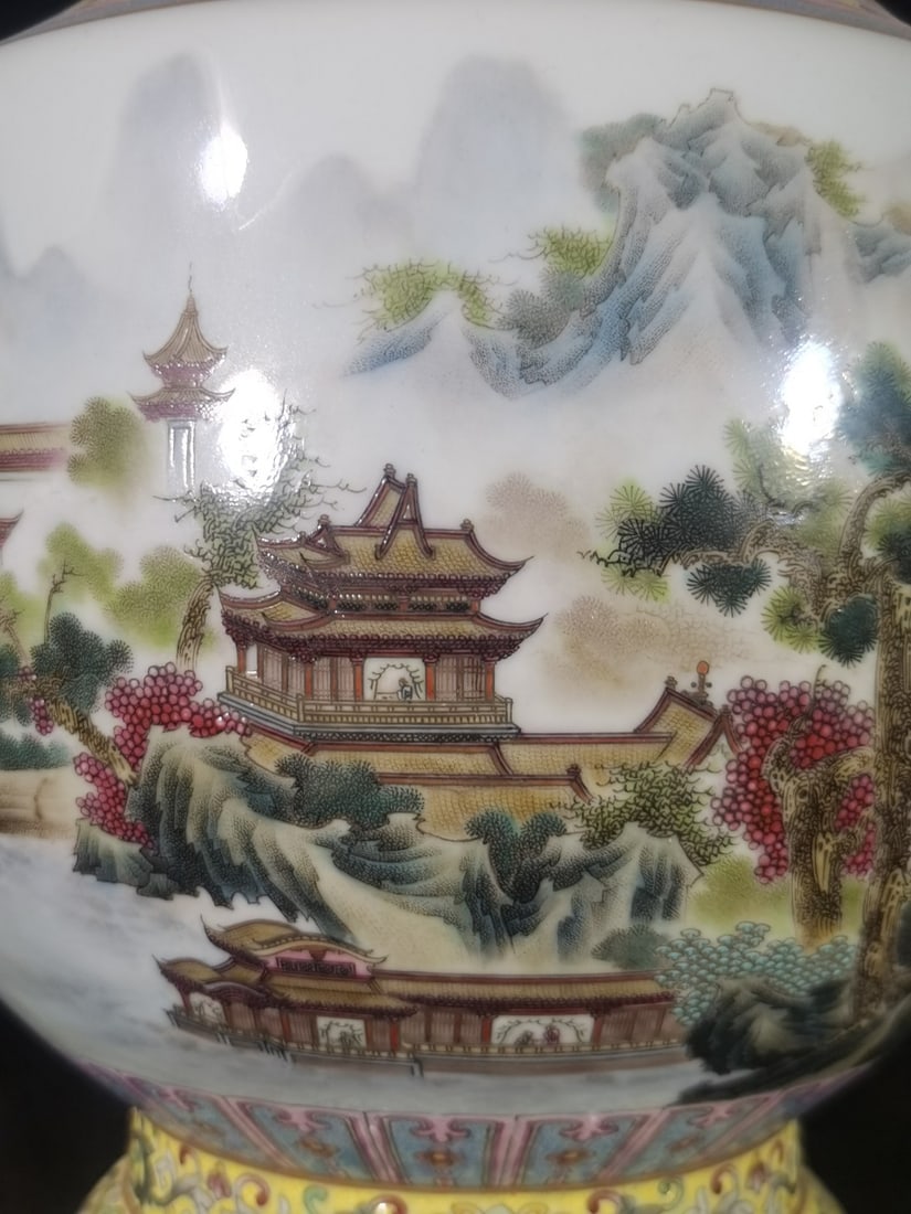 A Exquisite Enamel Landscape Pattern Vase - 3