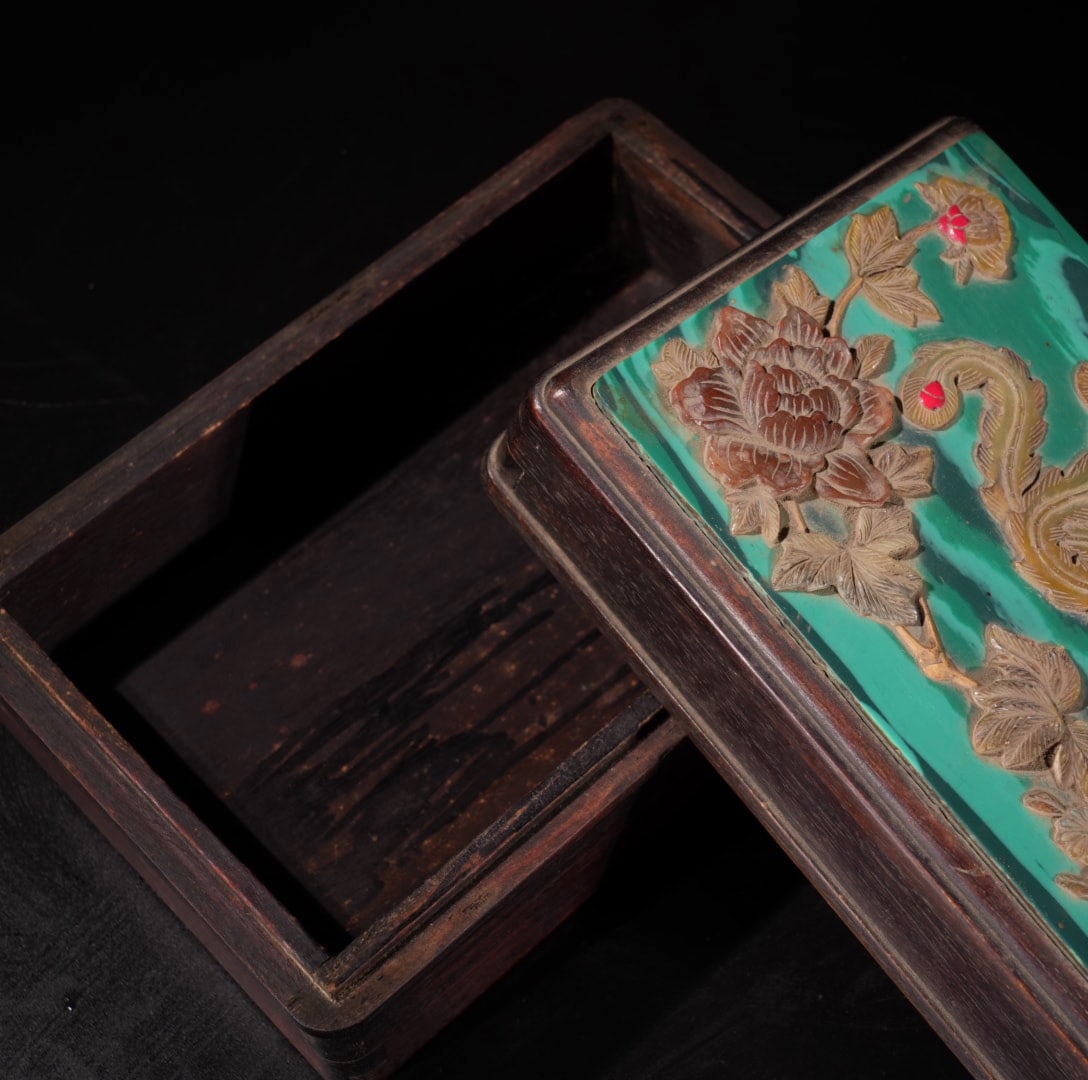 A Exquisite Redwood Phoenix Pattern Box - 7
