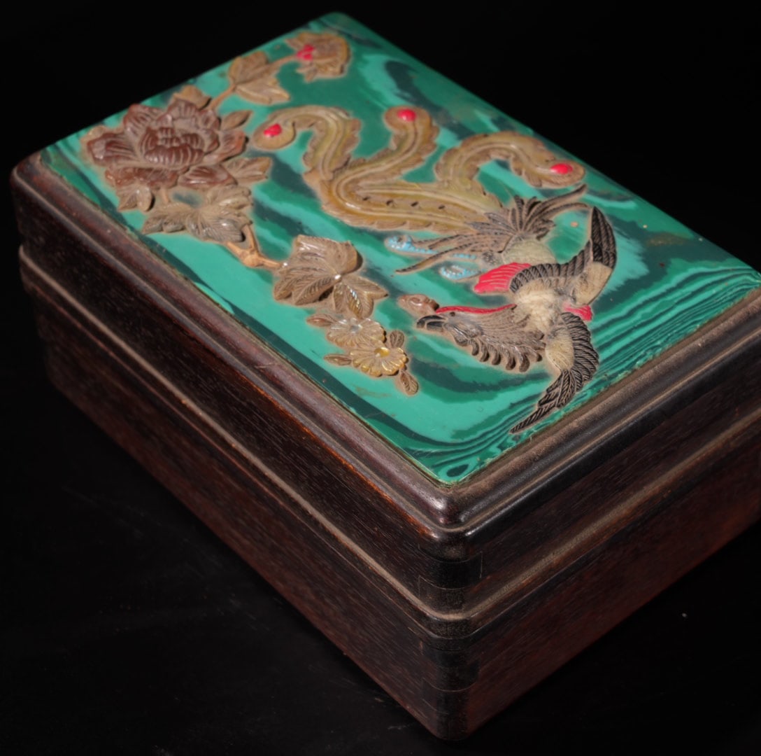 A Exquisite Redwood Phoenix Pattern Box - 8