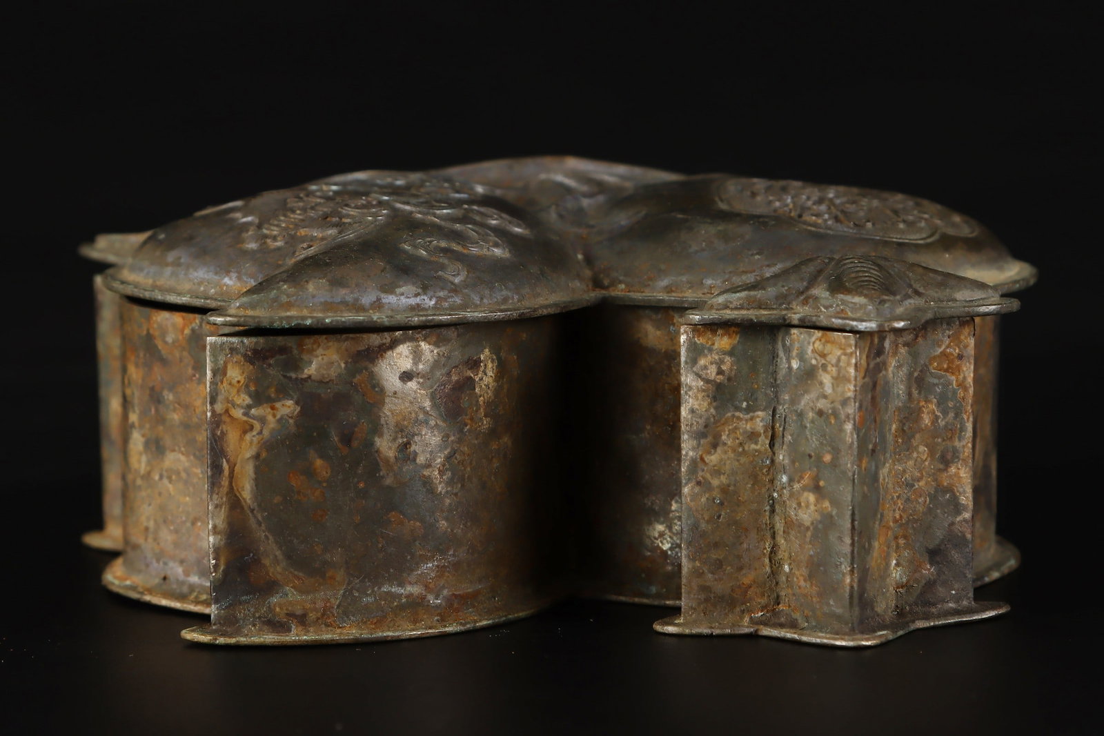 A Exquisite Copper Bats Pattern Box - 6