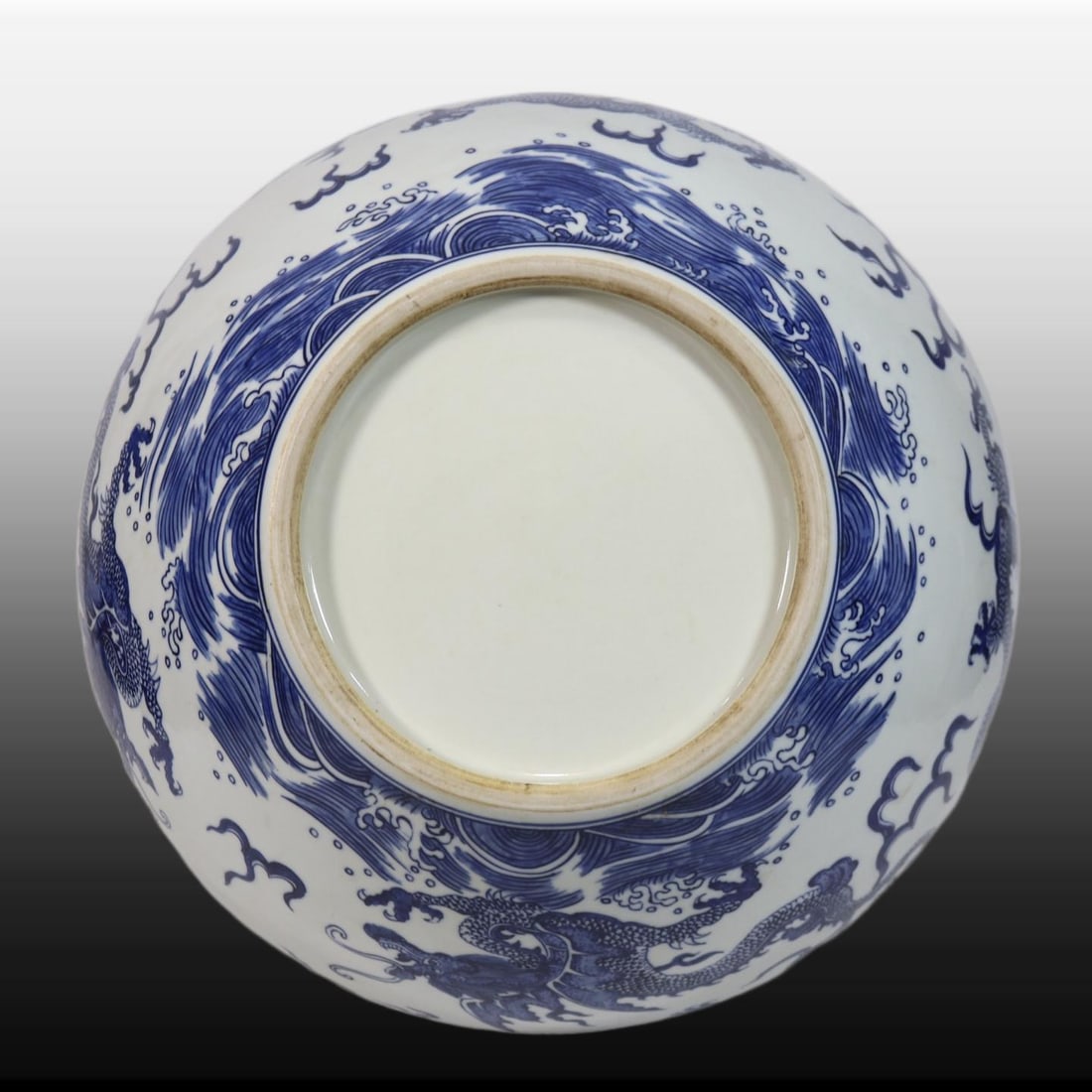 A Exquisite Blue and White Dragon Pattern Vase - 9