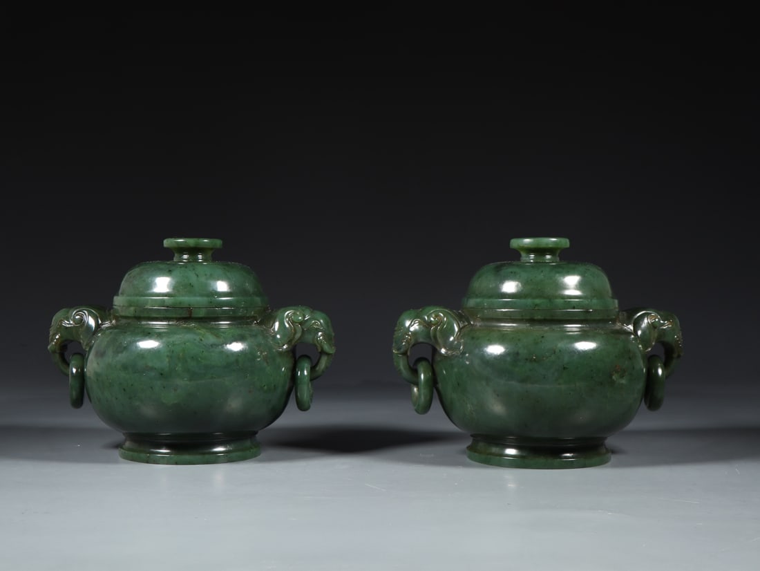 A Pair of Exquisite Hotan Jasper Elephant-Ears Censer: A Pair of Exquisite Hotan Jasper Elephant-Ears Censer,Qing Dynasty, China,Qianlong Four-character Mark,Size:7.3inx5.2inx5.5in,Weight:2274g