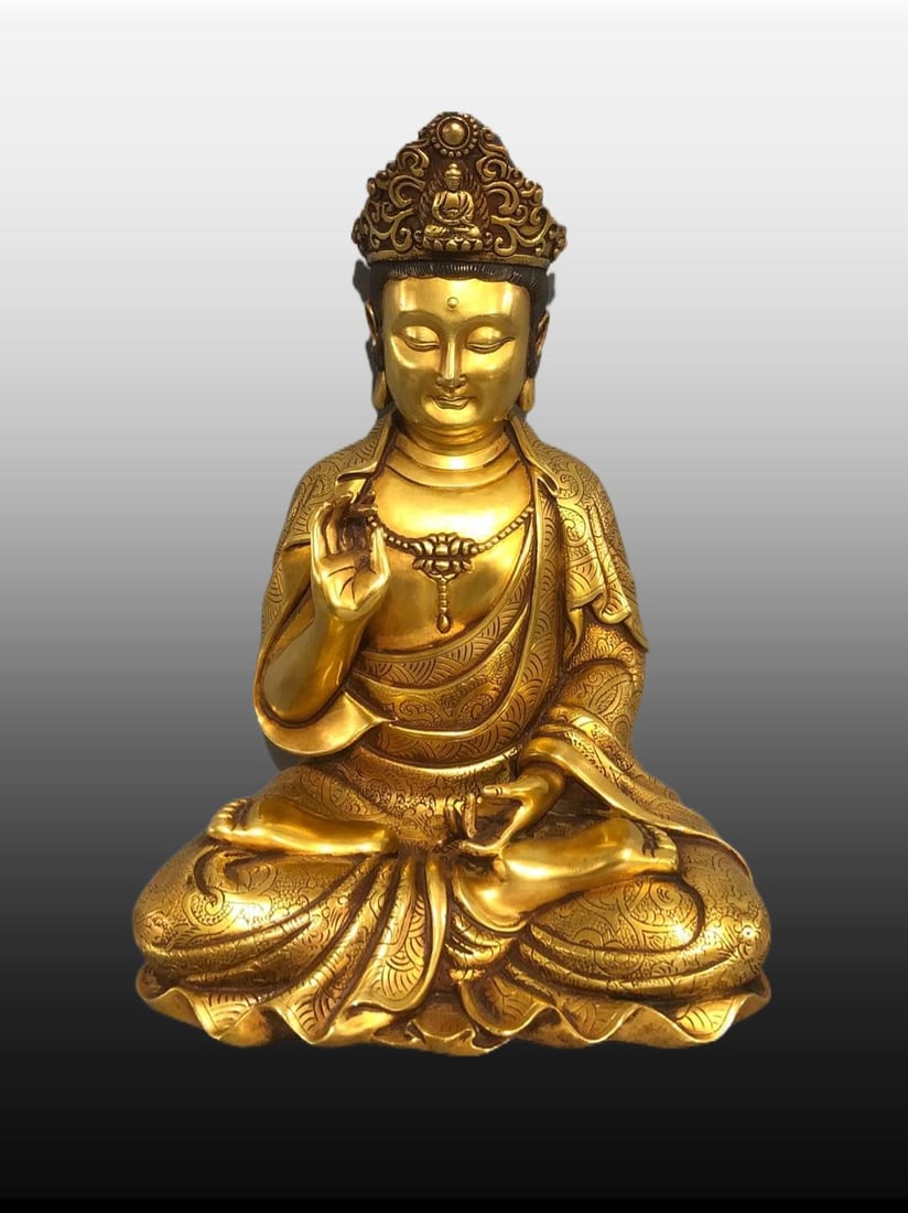 A Exquisite Gilt Bronze Buddha Statue Ornament: A Exquisite Gilt Bronze Buddha Statue Ornament,Ming Dynasty, China,Yongle Six-character Mark,Size:8.1inx5.9inx11in, Weight:6200g