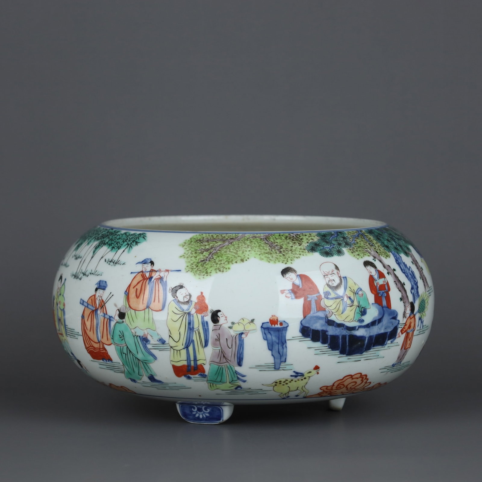 A Exquisite Doucai Figure Story Pattern Incense Burner: A Exquisite Doucai Figure Story Pattern Incense Burner,Qing Dynasty, China,Size:5.3inx10.6in 斗彩人物故事纹炉,中国清代