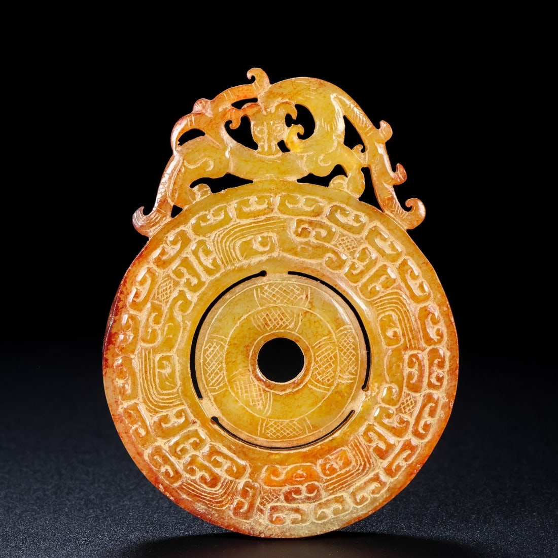 A Exquisite Hotan Jade Dragon Jade Bi: A Exquisite Hotan Jade Dragon Jade Bi,Han Dynasty, China,Size:3.1inx2.4inx0.2in,Weight:49g 和田玉龙玉璧,中国汉代