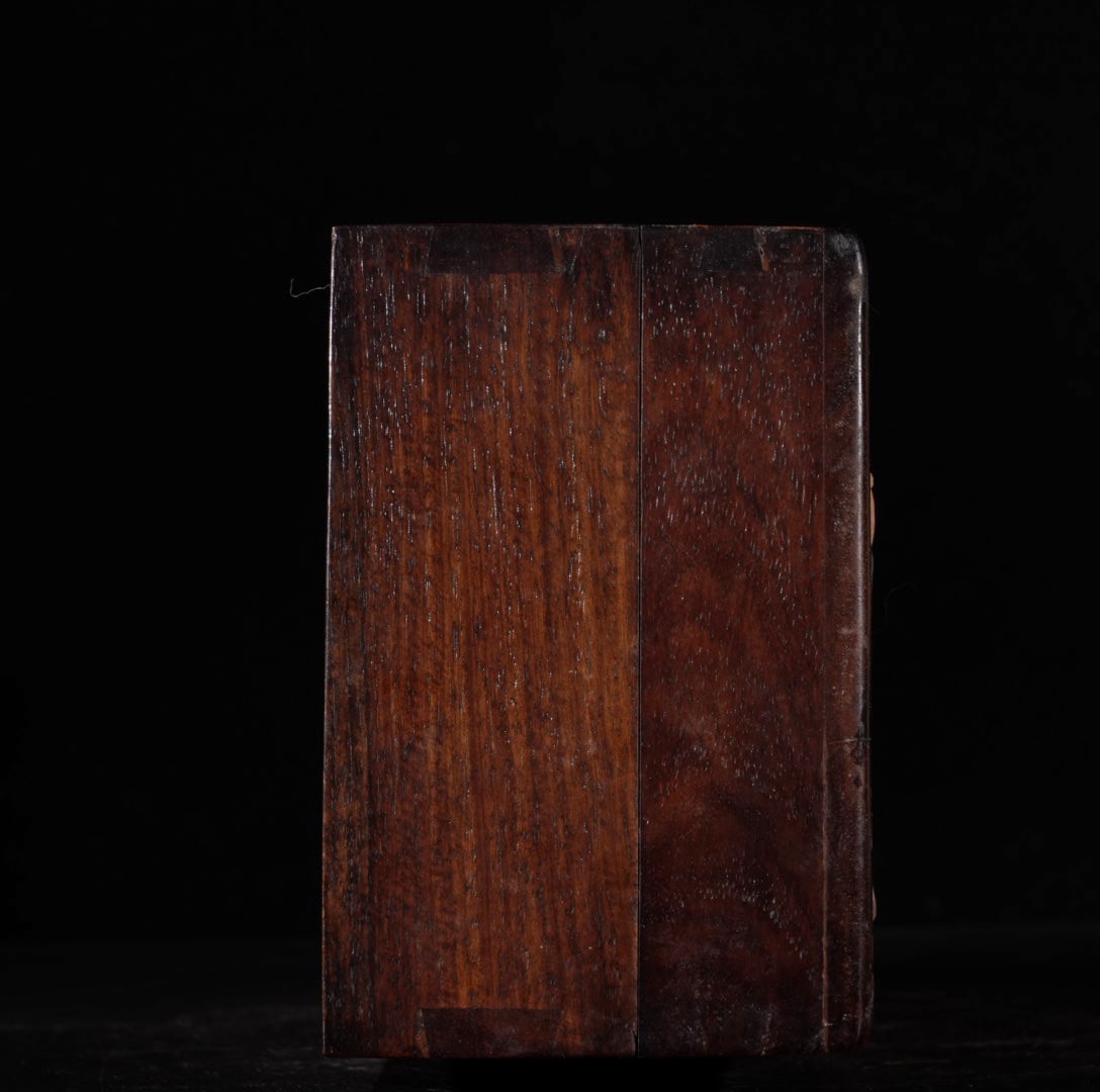A Exquisite Redwood Flower and Bird Pattern Box - 6