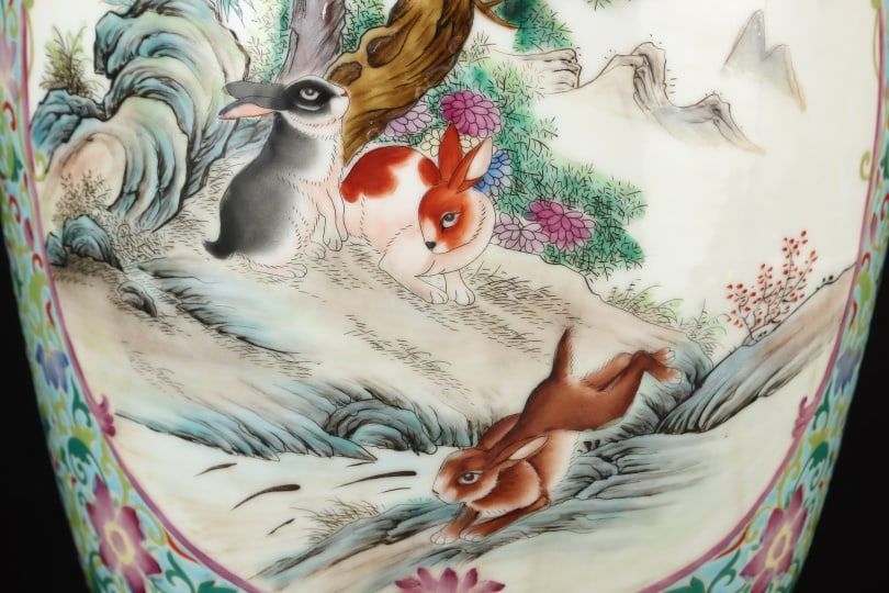 A Exquisite Enamel Auspicious Beast Pattern Vase - 5