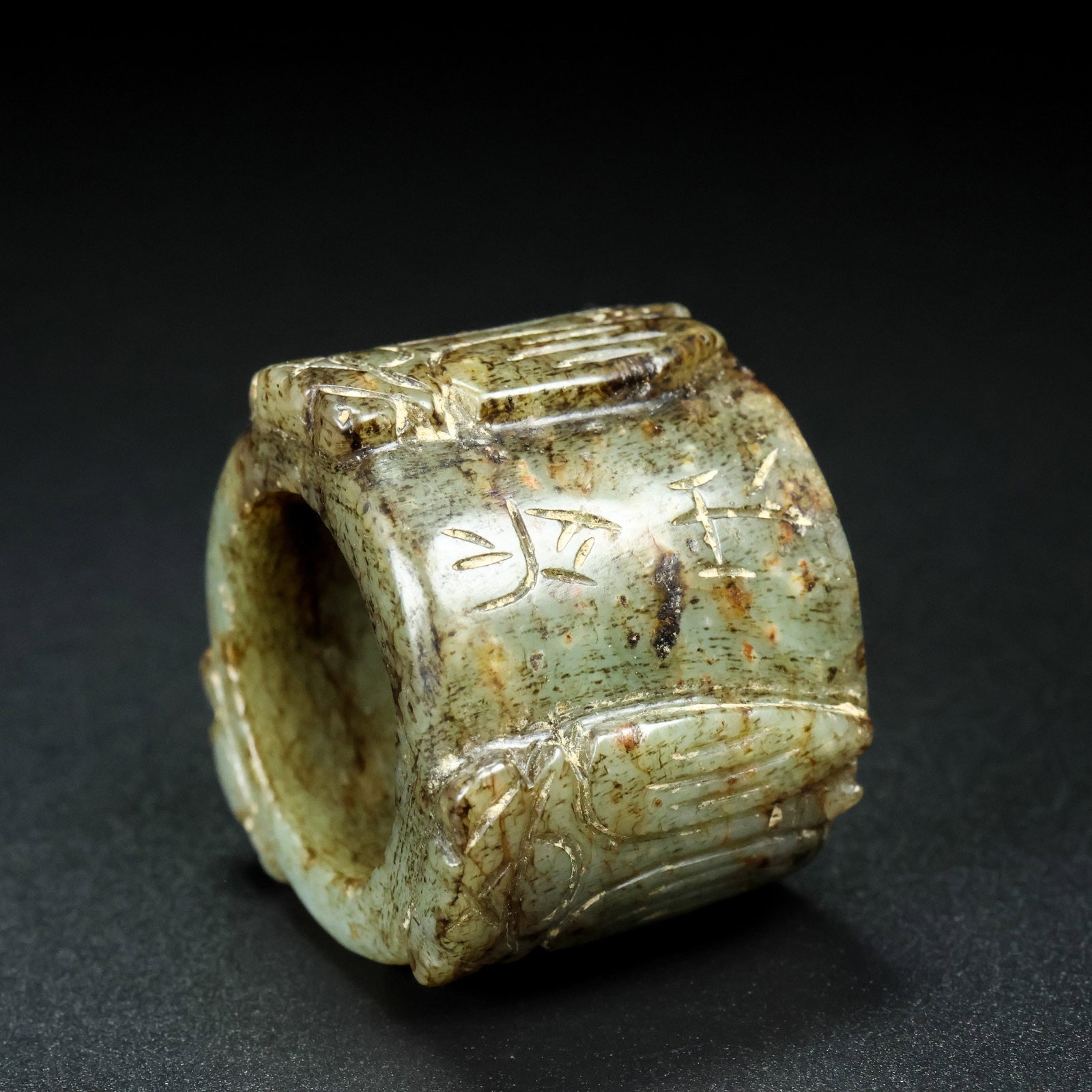A Exquisite Hotan Jade Thumb Ring - 7