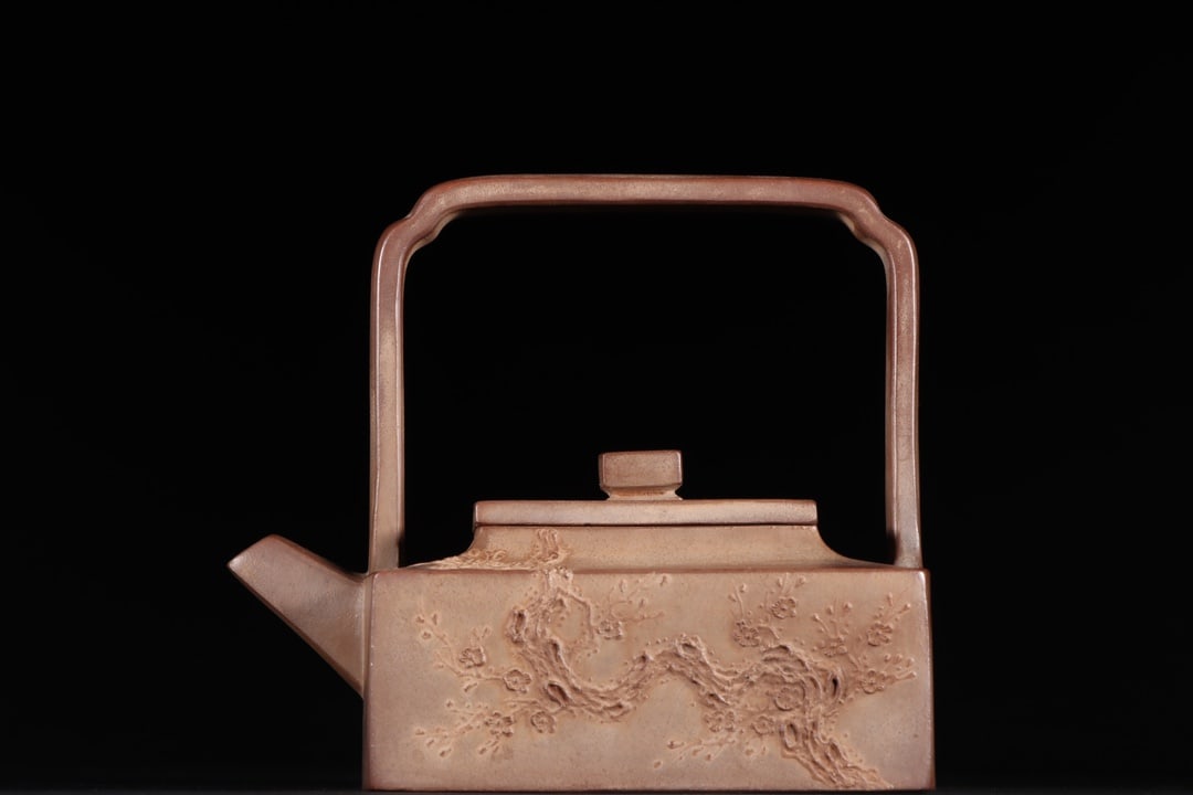 A Exquisite Purple Sands Pine Pattern Square Teapot: A Exquisite Purple Sands Pine Pattern Square Teapot,Qing Dynasty, China,With Mark,Size:4.5inx5.1in 紫砂松树纹四方壶,中国清代,