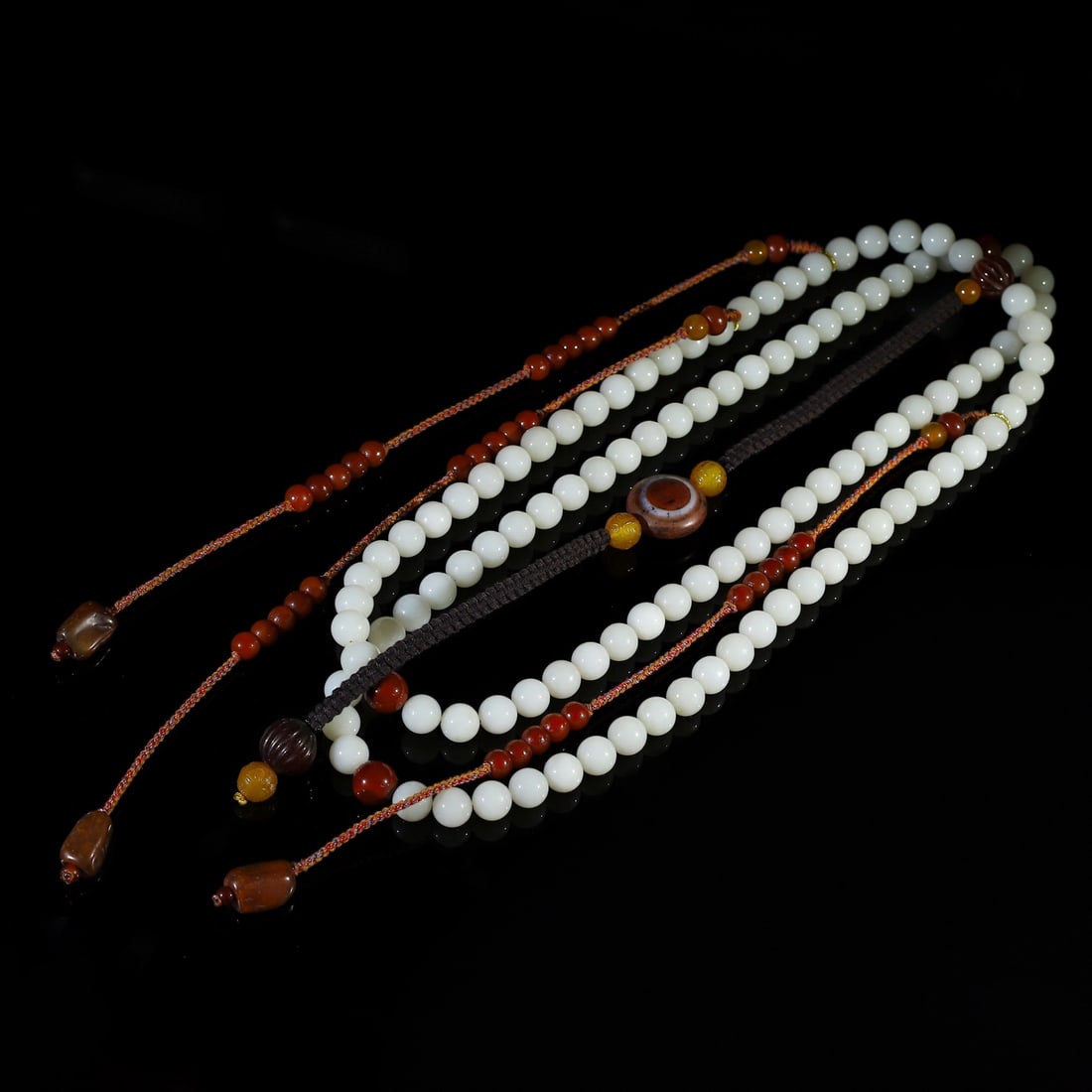 A Exquisite Hotan Jade Necklace - 3