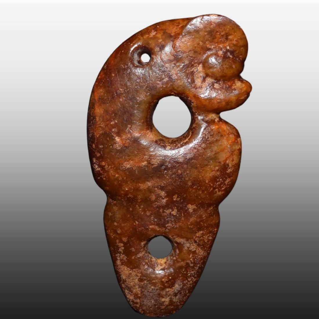 A Exquisite Gaogu Jade Pig Dragon: A Exquisite Gaogu Jade Pig Dragon,Ancient Time, China,Size:5.9inx3.5in,Weight:410g 高古玉猪龙,远古时期