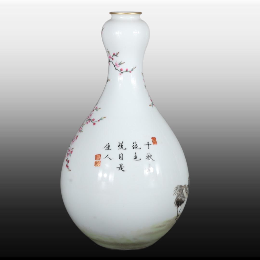 A Exquisite Famille-Rose Figures Pattern Vase - 6
