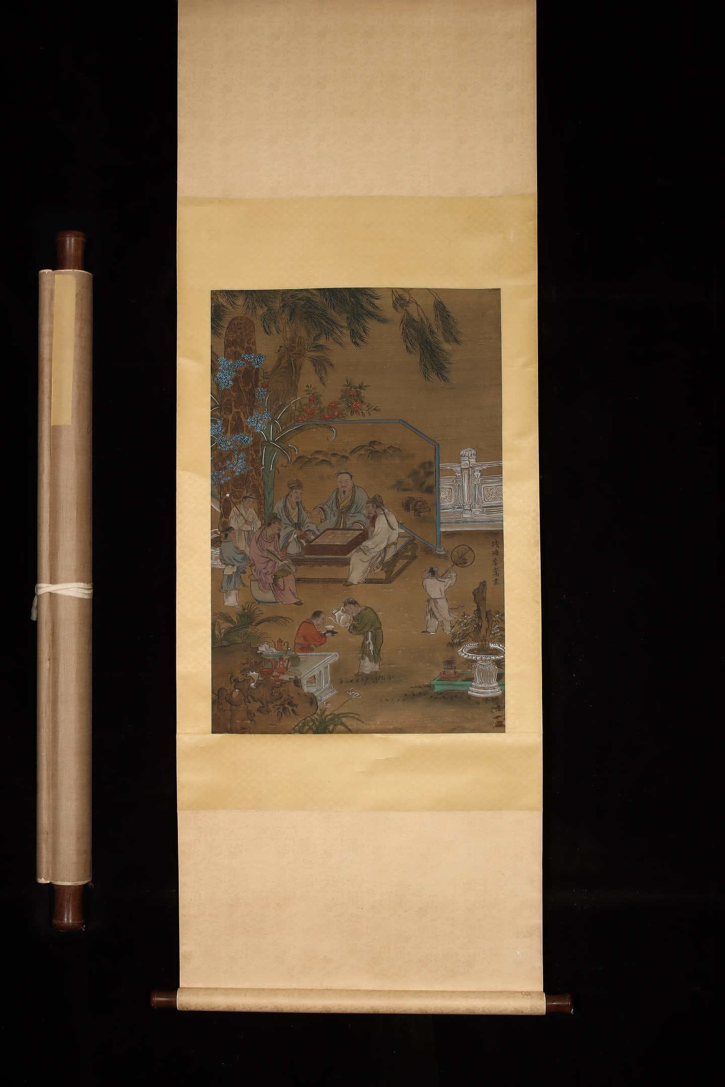 A Chinese Vertical Scroll Ink Painting of Figures on Silk: A Chinese Vertical Scroll Ink Painting of Figures on Silk,Song Dynasty, China,Li Song,without frame size:30.9inx20.5in