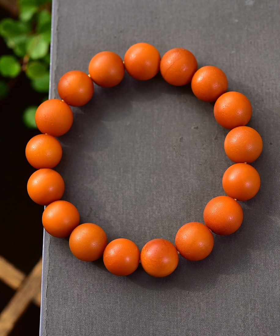 A Exquisite Amber Bracelets - 2