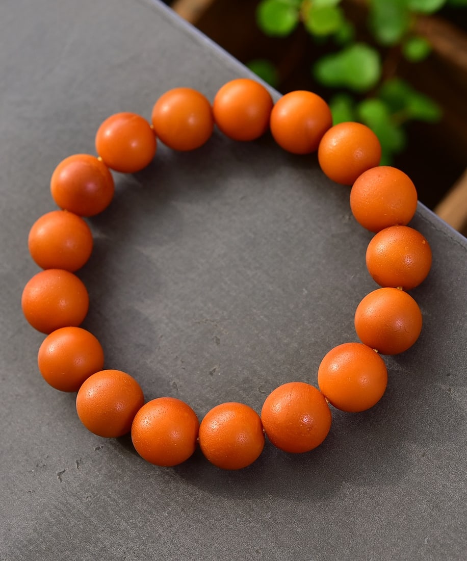 A Exquisite Amber Bracelets - 4