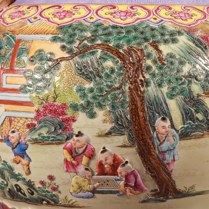 A Exquisite Enamel Gold Ground Figures Pattern Vat - 3