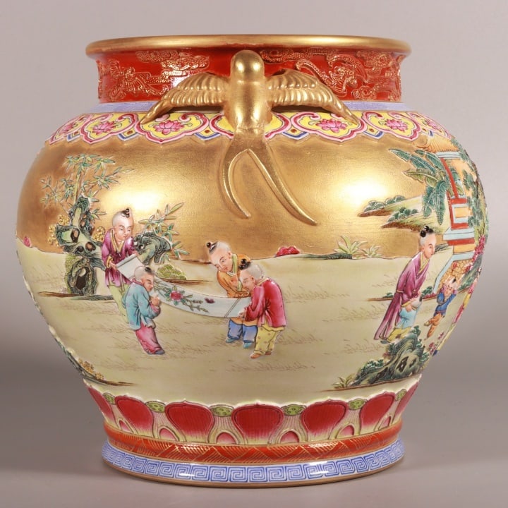 A Exquisite Enamel Gold Ground Figures Pattern Vat - 7