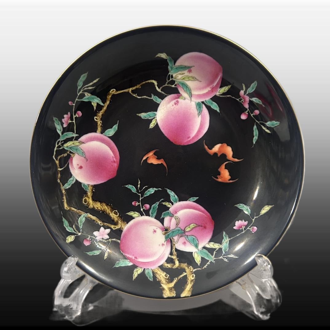 A Exquisite Famille-Rose Bats Peach Pattern Plate: A Exquisite Famille-Rose Bats Peach Pattern Plate,Qing Dynasty, China,Qianlong Four-character Mark,Size:6.8inx1.9in 粉彩蝙蝠桃子纹盘,中国