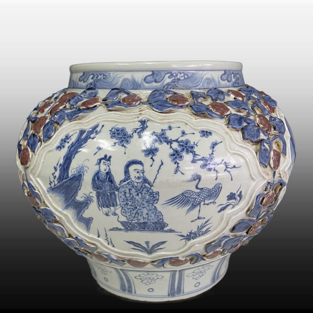 A Exquisite Blue and White Underglaze-Red Figures Pattern Jar: A Exquisite Blue and White Underglaze-Red Figures Pattern Jar,Yuan Dynasty, China,Size:11.2inx8.3in 中国元代,青花釉里红人物纹