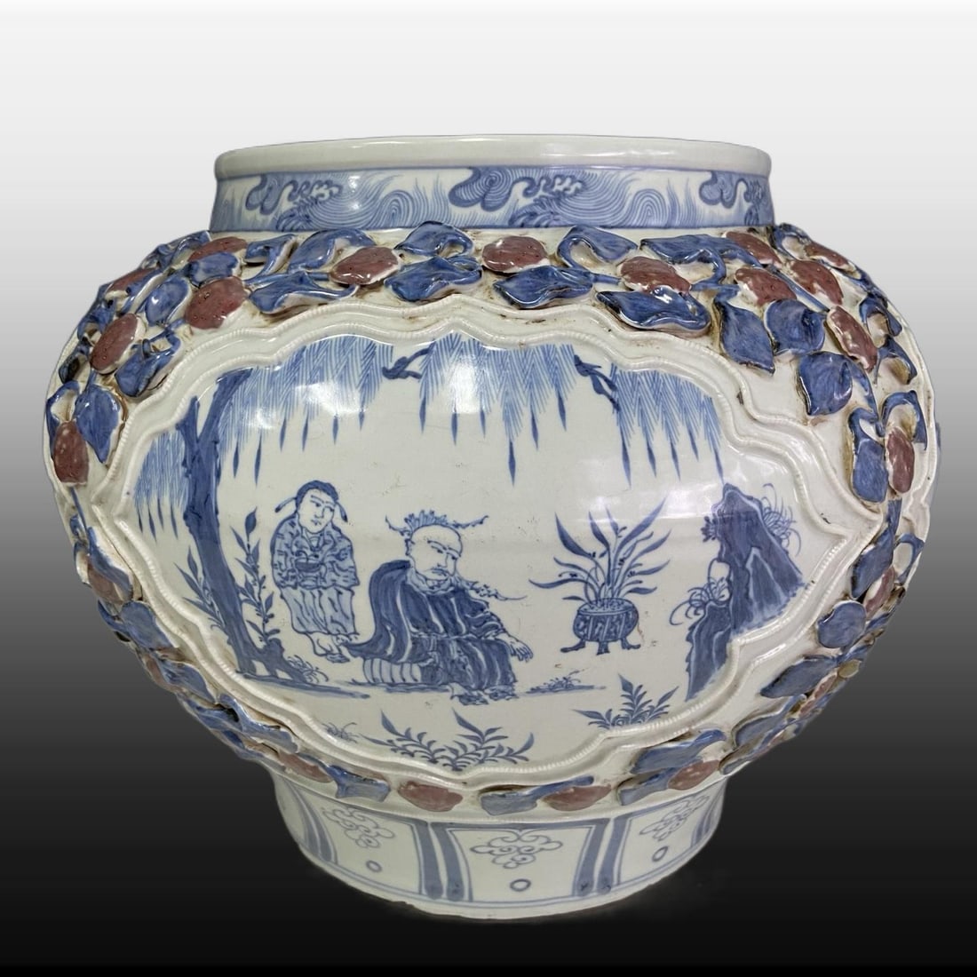 A Exquisite Blue and White Underglaze-Red Figures Pattern Jar - 2
