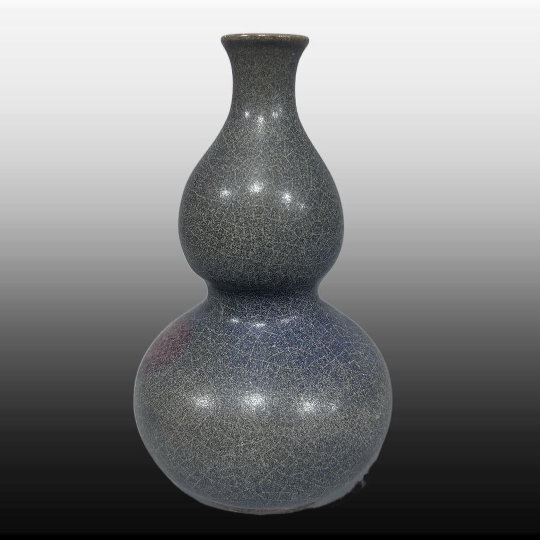 A Exquisite Jun yao Gourd Vase - 2