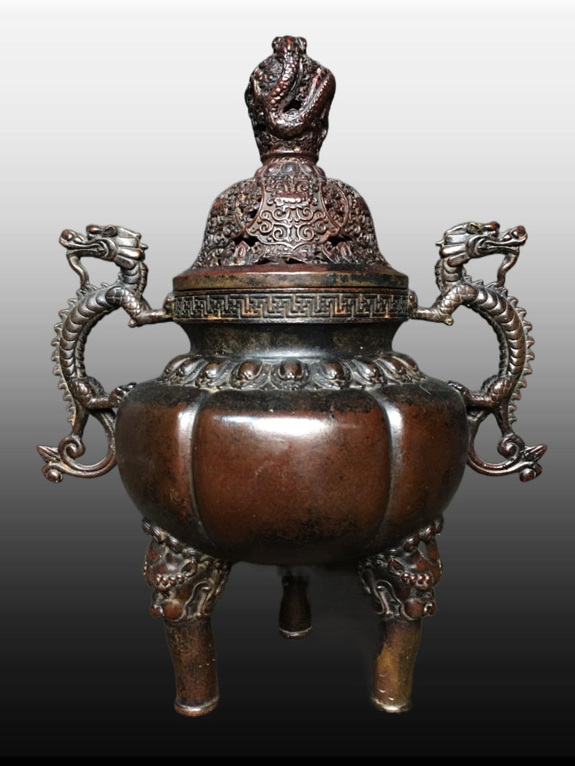 A Exquisite Coppery Dragon-Ears Censer: A Exquisite Coppery Dragon-Ears Censer,Ming Dynasty, China,Xuande Four-character Mark,Size:10.2inx7.9in ,Weight:1420g
