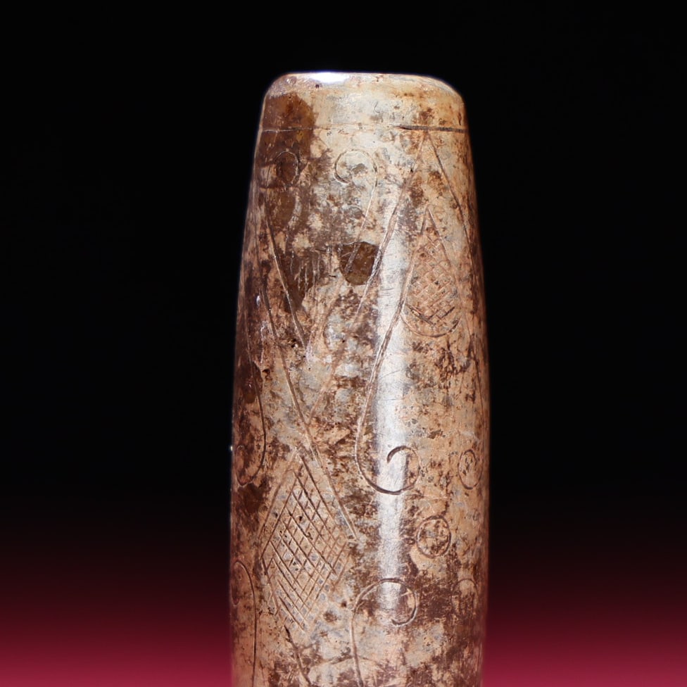 A Exquisite Hetian Jade Handheld Carving - 4