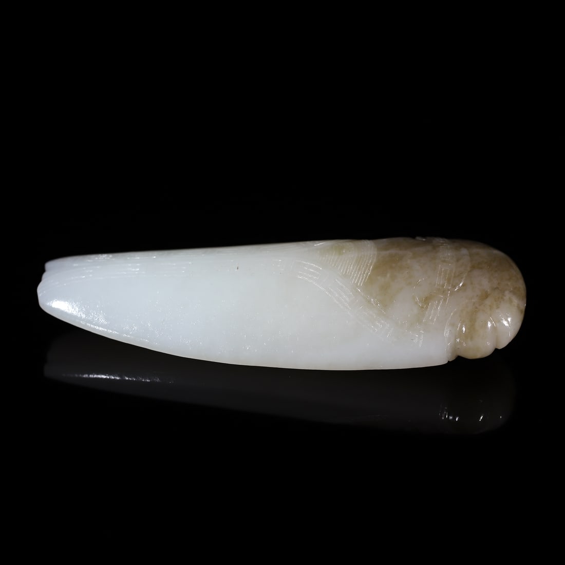 A Exquisite Hotan Jade Cicada Ornament: A Exquisite Hotan Jade Cicada Ornament,Han Dynasty, China,Size:3.6inx1.3inx0.7in 和田玉蝉摆件,中国汉代