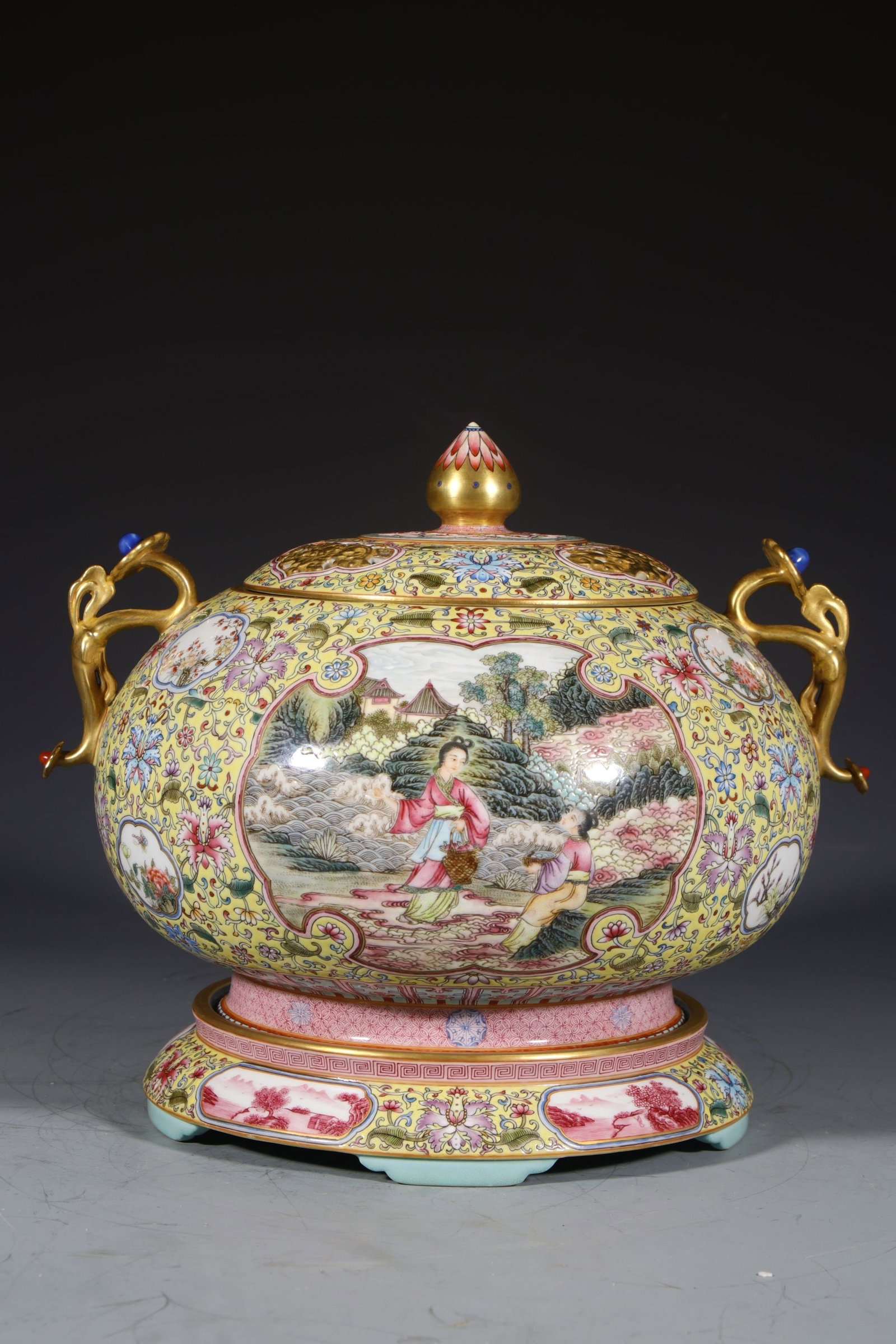 A Exquisite Yellow Ground Lotus Pattern Figures Ruyi-Ears Censer: A Exquisite Yellow Ground Lotus Pattern Figures Ruyi-Ears Censer,Qing Dynasty, China,Qianlong Four-character Mark,Size:9.4inx5.9inx7.9in 黄地缠枝莲人物纹