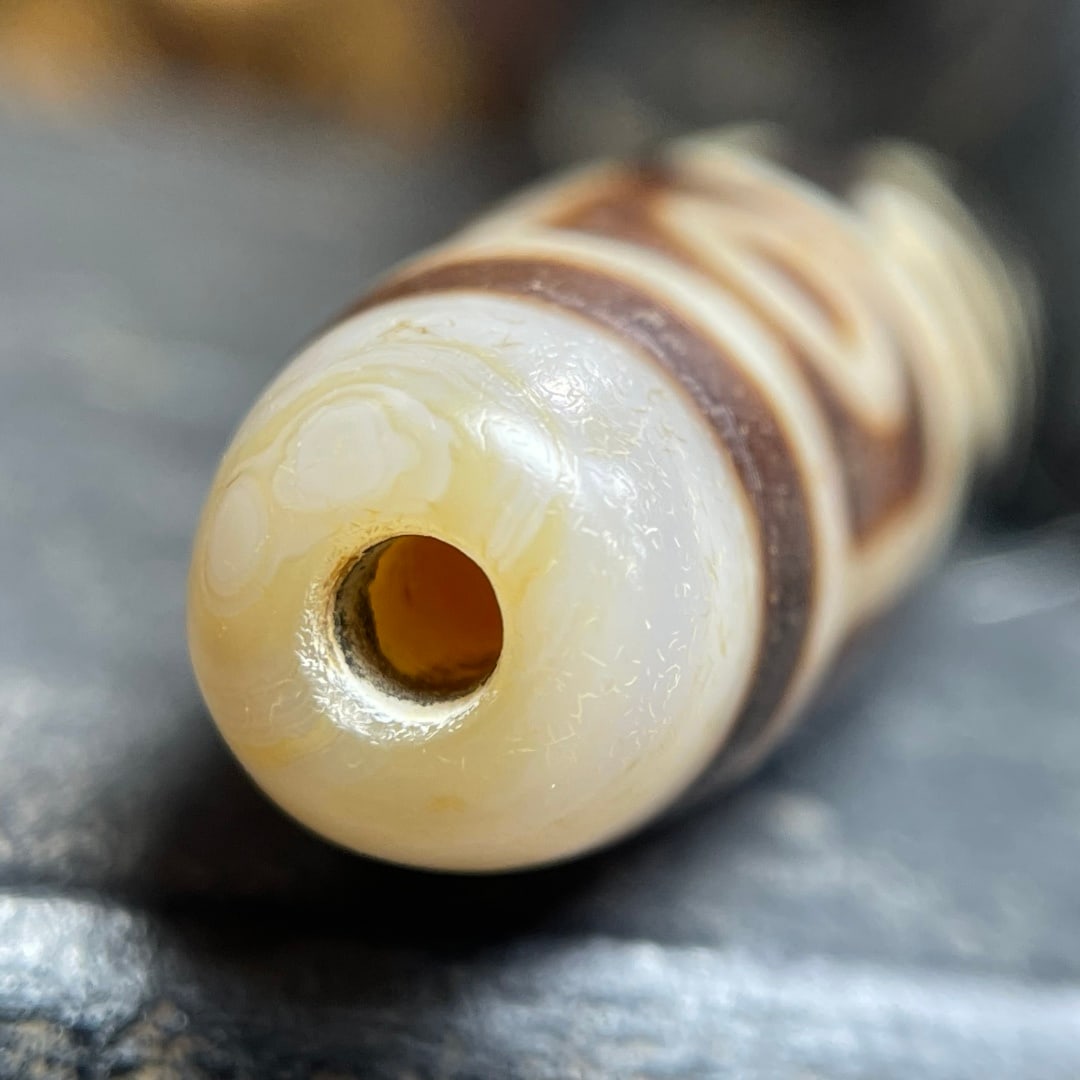 A Exquisite Nine Eye Dzi bead - 3