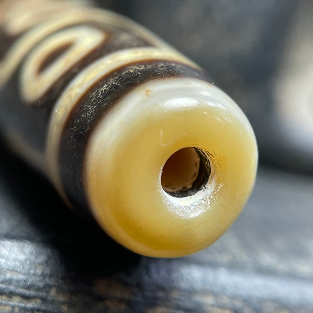 A Exquisite Nine Eye Dzi bead - 6