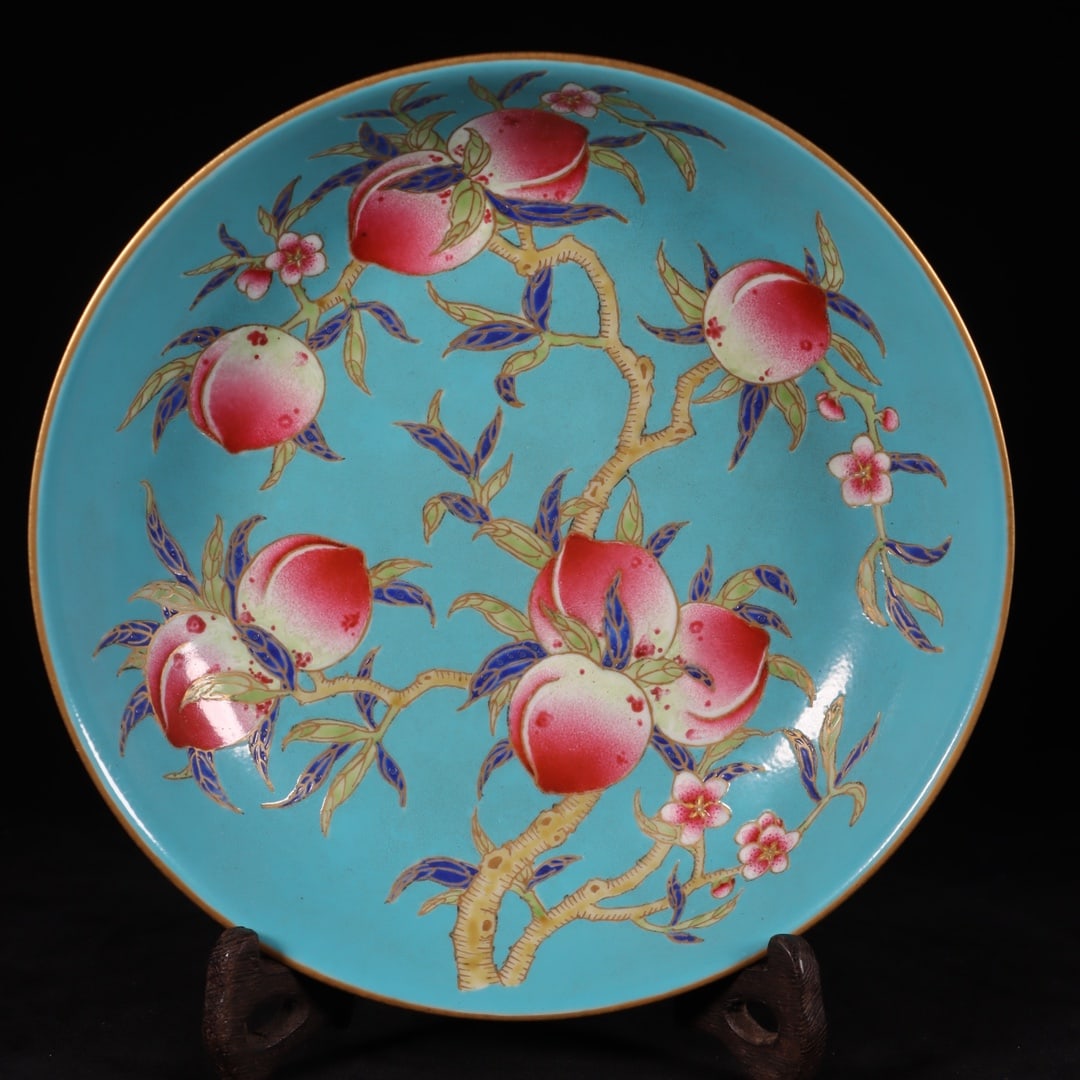 Famille-Rose Peach Pattern Plate: Famille-Rose Peach Pattern Plate,Qing Dynasty, China,Qianlong Six-character Mark,Size:1.9inx8.1inx5in 粉彩桃纹盘,中国清代,乾隆六