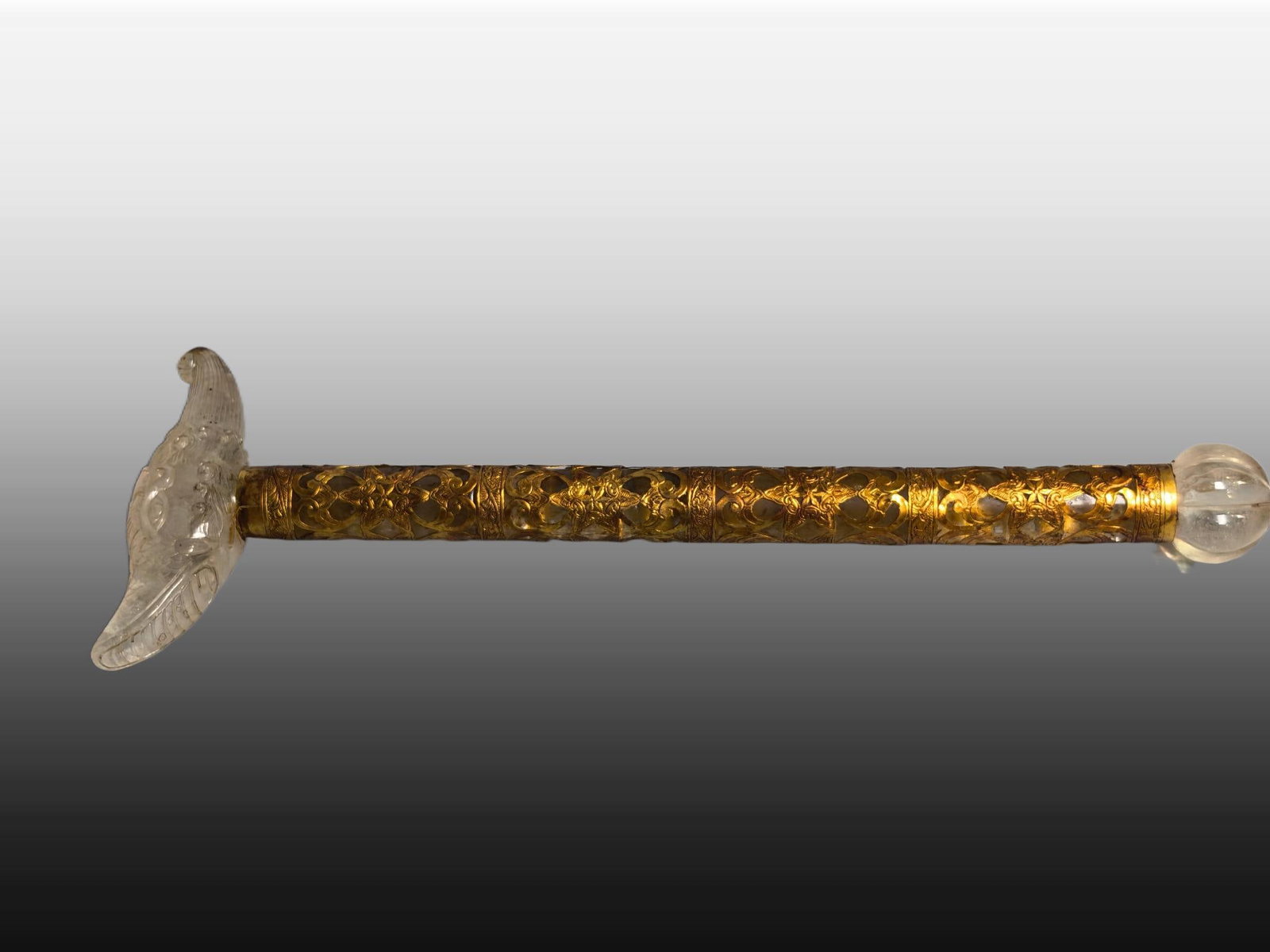 A Exquisite Crystal Gilt Scepter Ornament: A Exquisite Crystal Gilt Scepter Ornament,Qing Dynasty, China,Size:15.7inx5.5in,Weight:780g 水晶鎏金权杖,中国清代