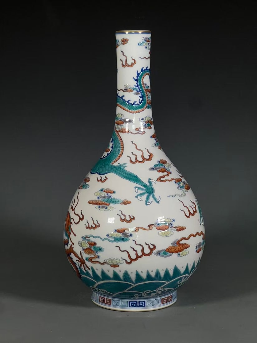 A Exquisite Doucai Dragon Pattern Vase - 3
