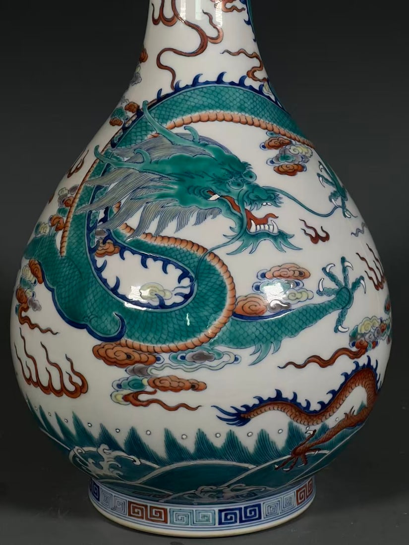 A Exquisite Doucai Dragon Pattern Vase - 5