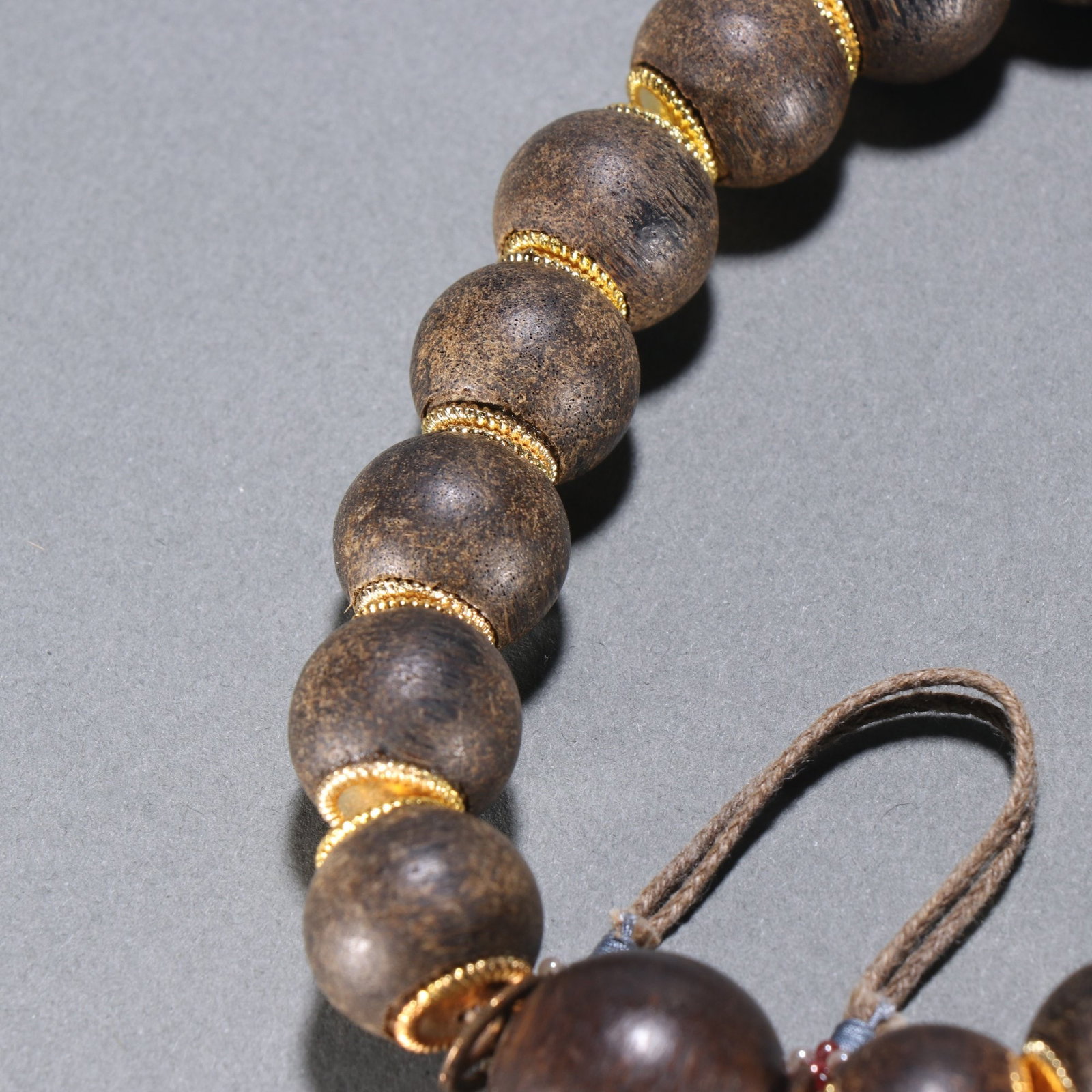 A Exquisite Eaglewood Bracelets - 5