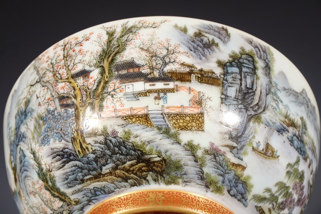 A Exquisite Enamel Landscape Pattern Bowl - 4