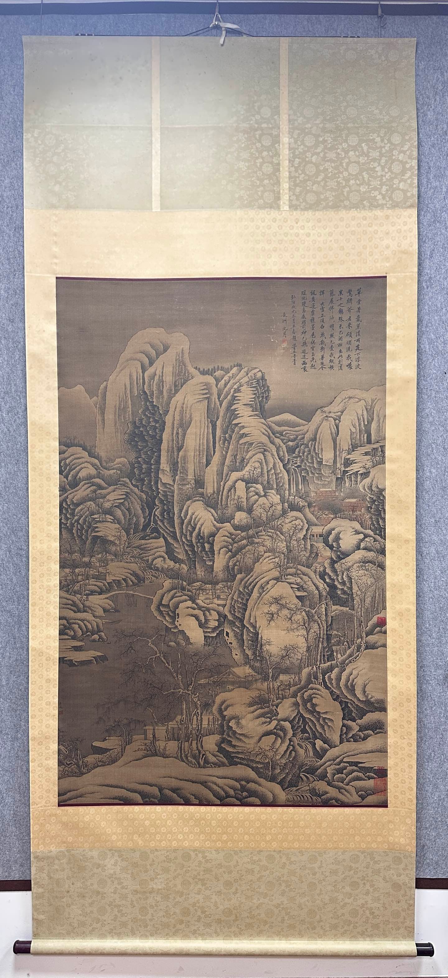 A Chinese Vertical Scroll Ink Painting of Landscape on Paper: A Chinese Vertical Scroll Ink Painting of Landscape on Paper,Five Dynasties,Li Cheng,without frame size:39.4inx63in 一幅中国水墨纸本山水