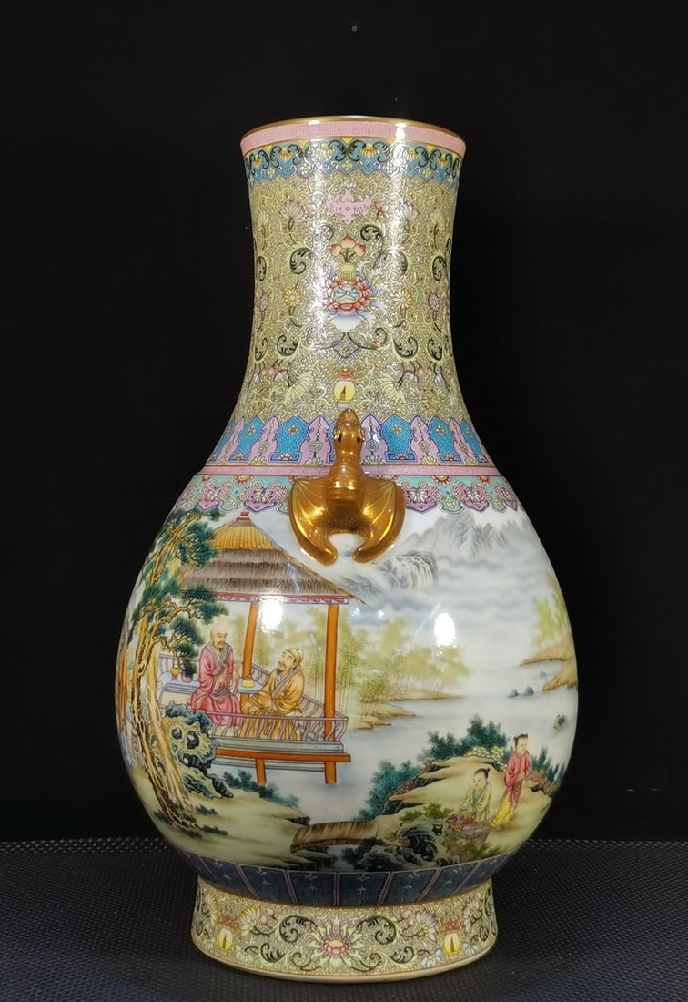 A Exquisite Enamel Figures Pattern Vase - 5