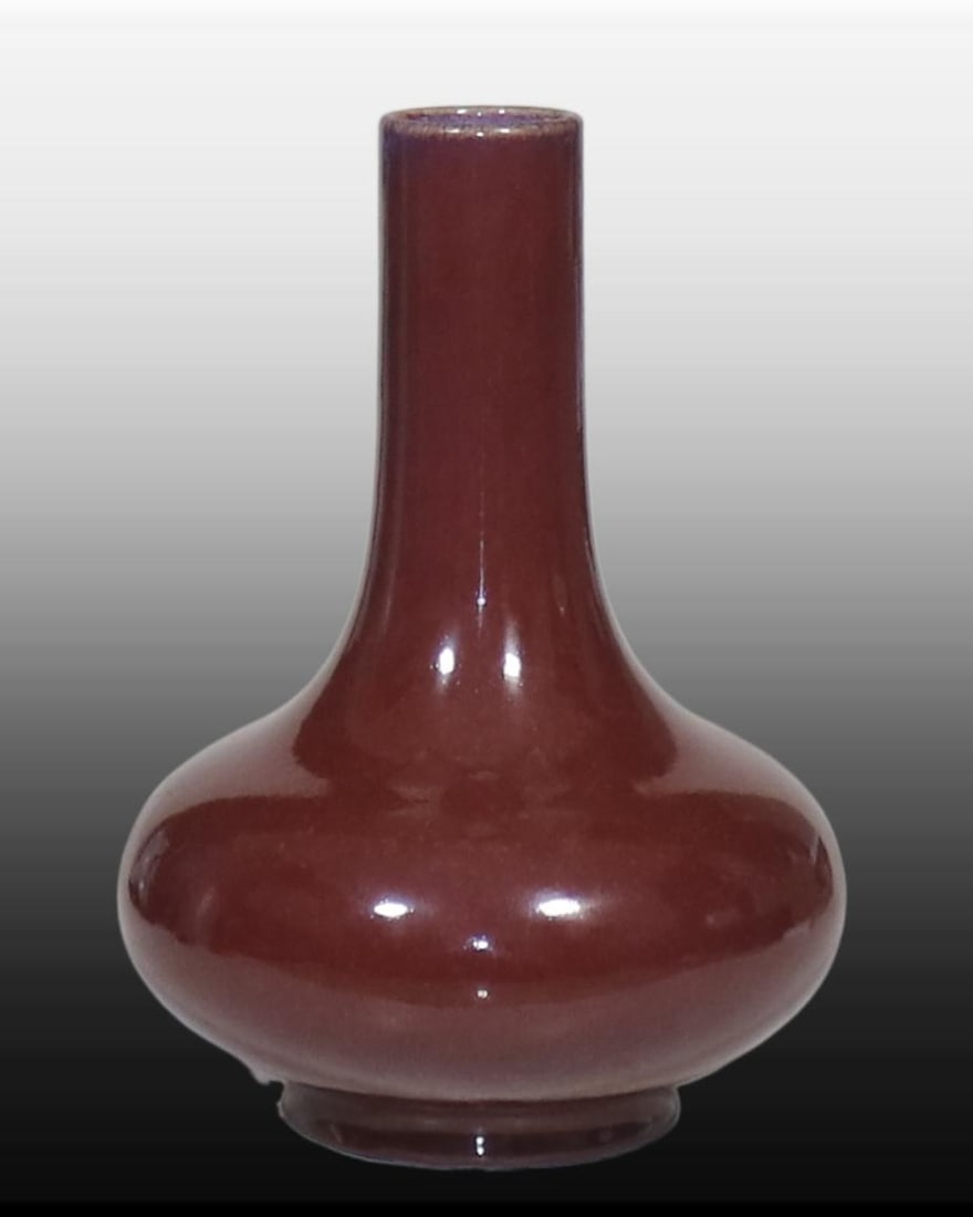 A Exquisite Red Glazed Vase - 2