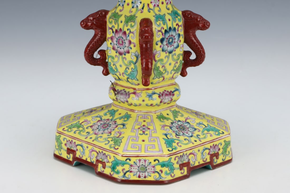 An Exquisite Enamel Lotus Pattern Hatstand - 5