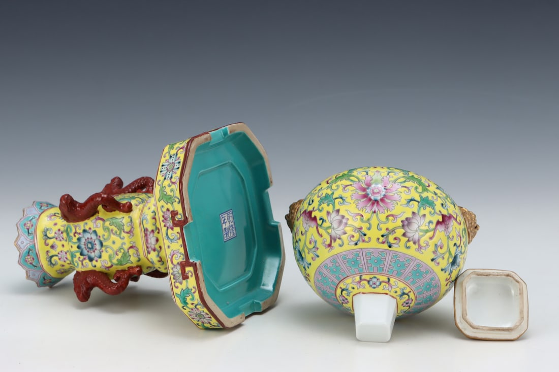 An Exquisite Enamel Lotus Pattern Hatstand - 8