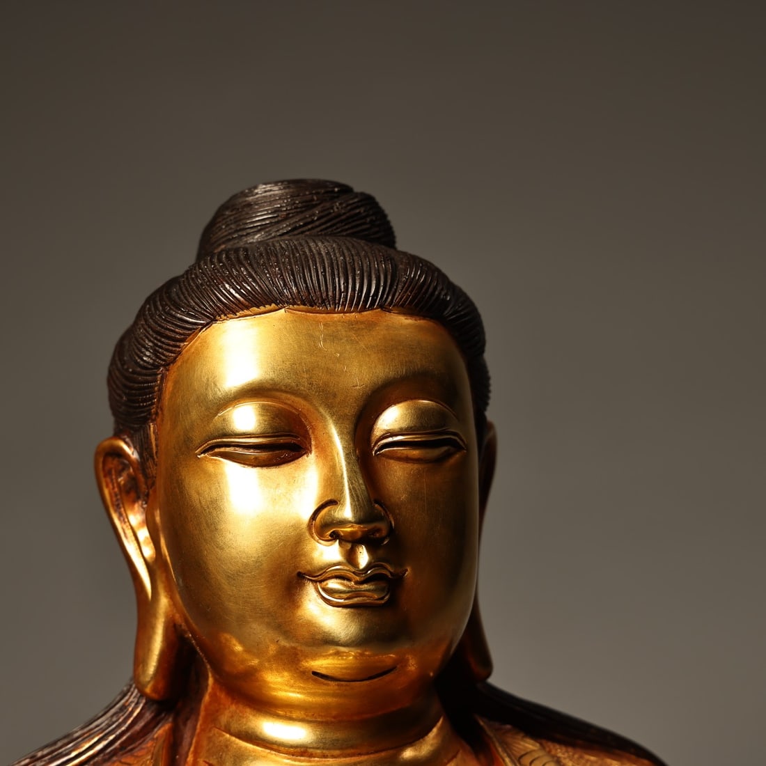 An Exquisite Gilt Bronze Statue of Sakyamuni - 3