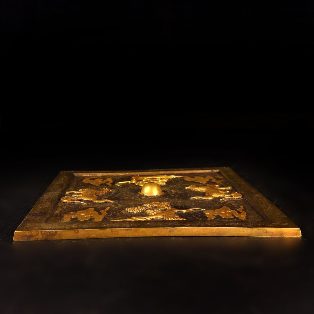 An Exquisite Gilt Bronze Auspicious Beast Pattern Square Mirror - 4
