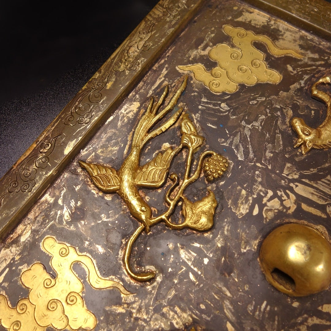 An Exquisite Gilt Bronze Auspicious Beast Pattern Square Mirror - 7
