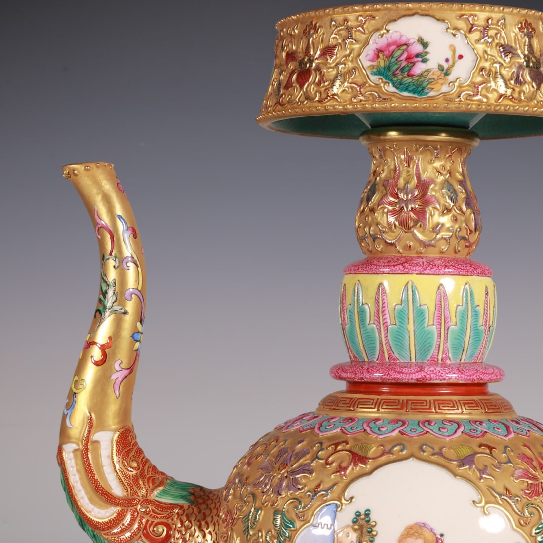 An Exquisite Enamel Lotus Pattern Character and Story Pattern Ewer - 2